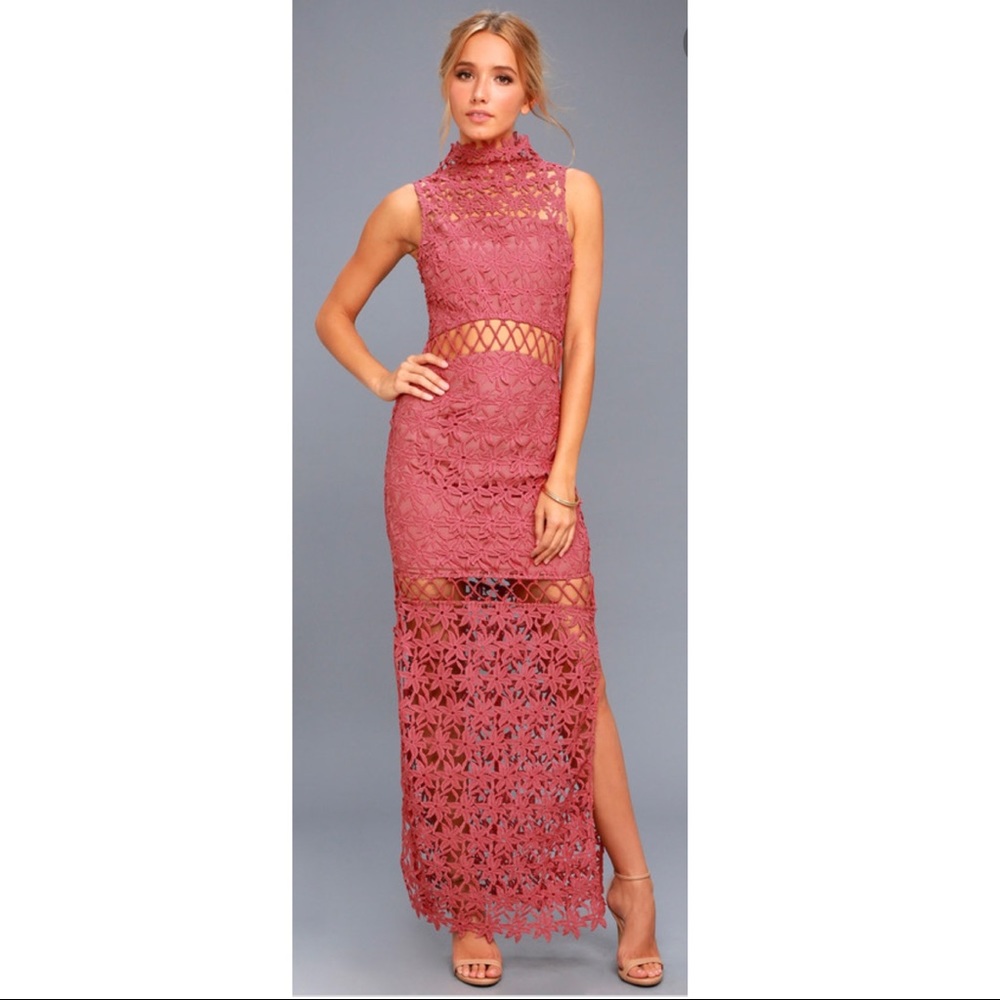 NWT!! Keepsake Stay Close Rusty Rose Lace Maxi Dress